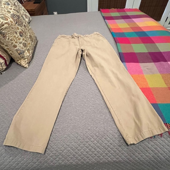 Old Navy Favorite Khakis, classic khakis, size 34x32. - Picture 3 of 6